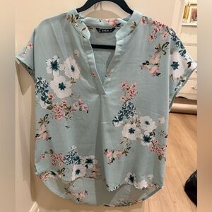 Floral Patterned Top